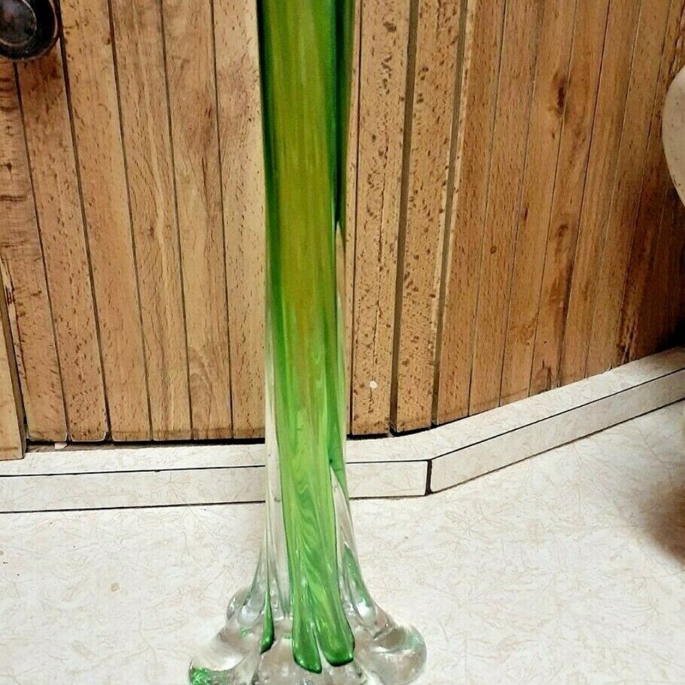 Vintage MURANO Twisted Glass Tall Green Bud Vase